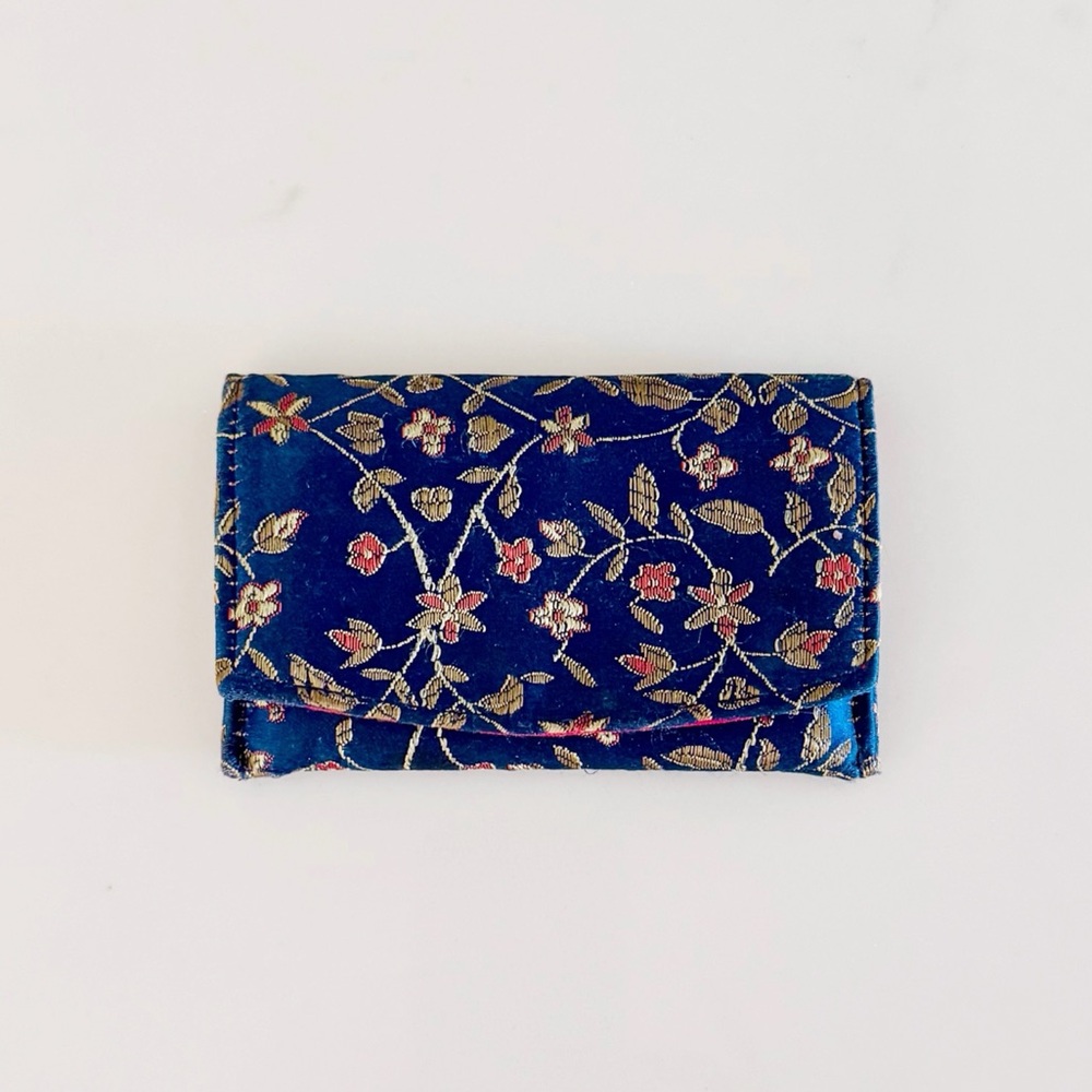 Vintage Chinese Floral Silk Embroidered Fold-Over Card Holder Wallet, Navy Blue - Picture 11 of 16